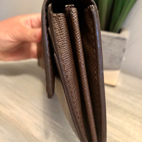 (Sold) Louis Vuitton Sarah Wallet Damier Ebene - Picture 9 of 10